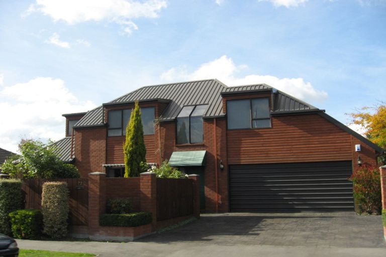 Photo of property in 72 Carruthers Street, Ilam, Christchurch, 8041