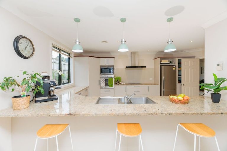 Photo of property in 44 Furlong Crescent, Churton Park, Wellington, 6037