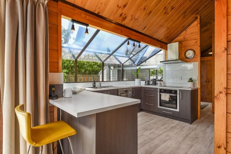 Photo of property in 2 Iles Road, Lynmore, Rotorua, 3010