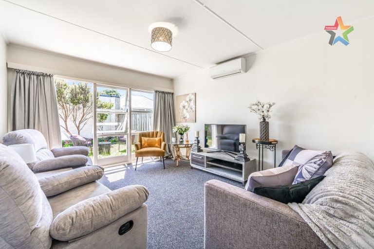 Photo of property in 1/1079 High Street, Taita, Lower Hutt, 5011