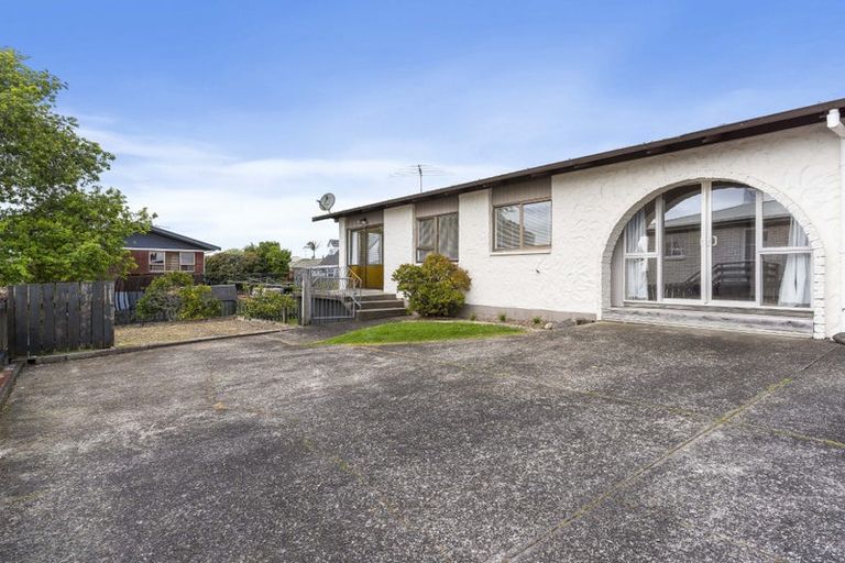 Photo of property in 116b Wellington Street, Pukekohe, 2120
