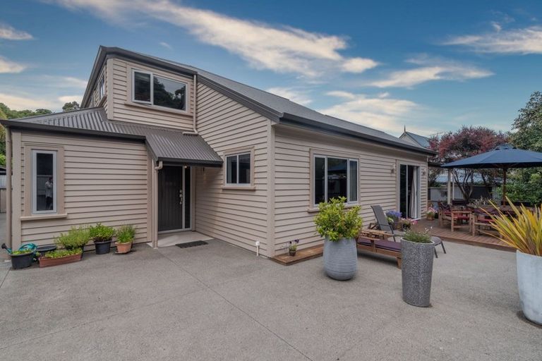 Photo of property in 48 Woodills Road, Akaroa, 7520