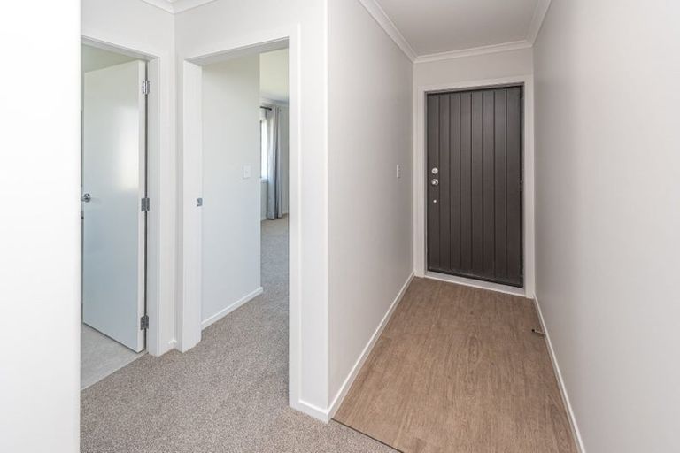 Photo of property in 6a Cross Street, Castlecliff, Whanganui, 4501