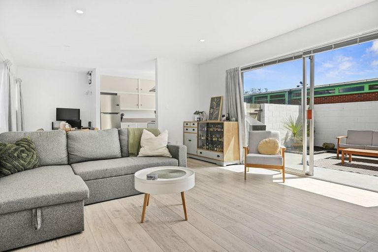 Photo of property in 1/239 New Brighton Road, Burwood, Christchurch, 8061