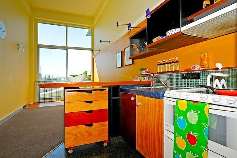 Photo of property in Qba Apartments, 1m/51 Webb Street, Mount Cook, Wellington, 6011