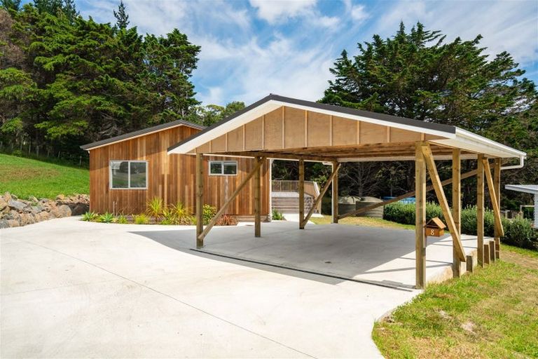 Photo of property in 8 Kuaka Crescent, Mangawhai, 0505