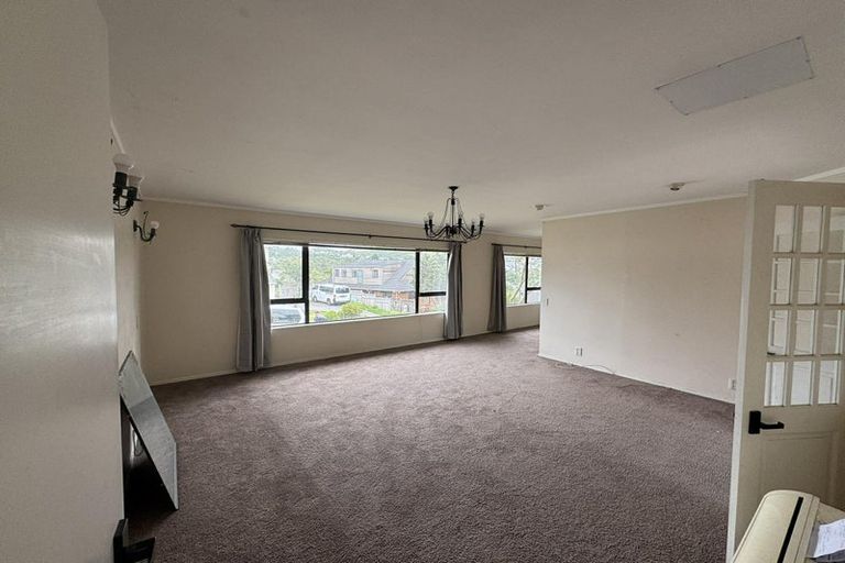 Photo of property in 7 Ronald Woolf Place, Churton Park, Wellington, 6037