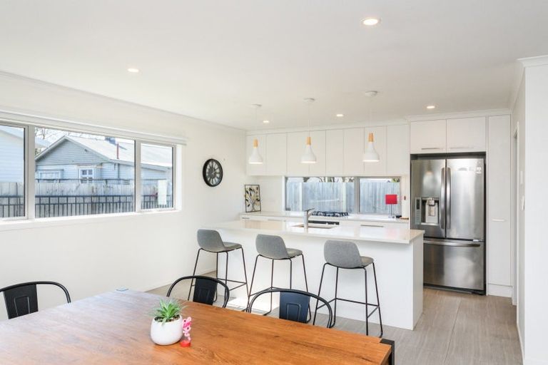 Photo of property in 98 Ferguson Street, West End, Palmerston North, 4412