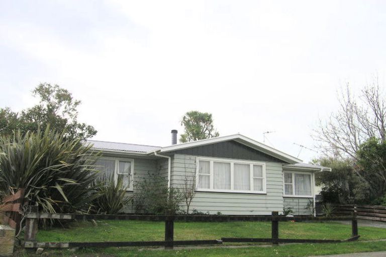 Photo of property in 14 Bristol Street, Tamatea, Napier, 4112