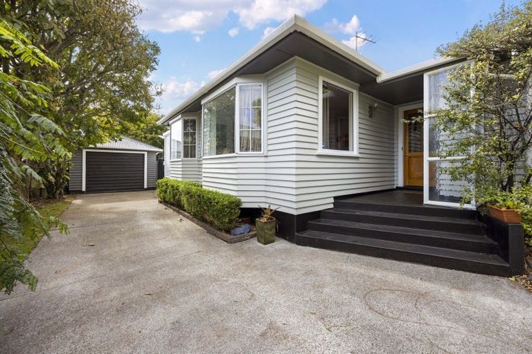 Photo of property in 7 Hursthouse Street, Vogeltown, New Plymouth, 4310