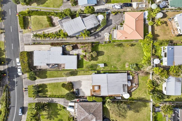 Photo of property in 13 Rimu Road, Stanmore Bay, Whangaparaoa, 0932