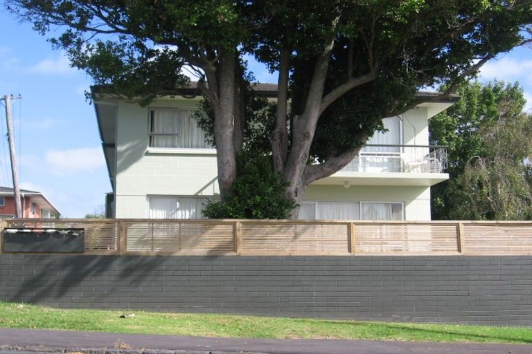 Photo of property in 2/16 Counsel Terrace, Mount Albert, Auckland, 1025