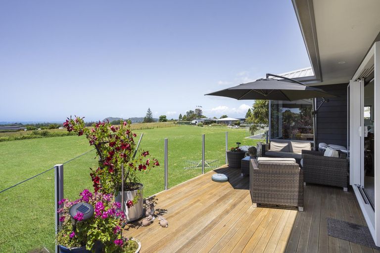 Photo of property in 36 Koutunui Road, Athenree, Katikati, 3177