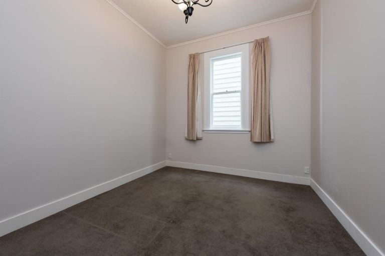 Photo of property in 48 Austin Street, Mount Victoria, Wellington, 6011