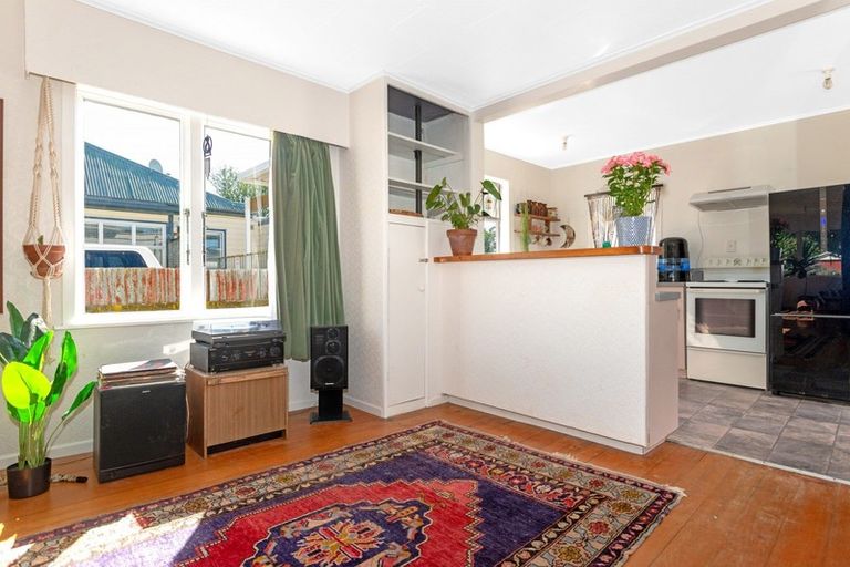 Photo of property in 35 Lyndhurst Street, Awapuni, Gisborne, 4010