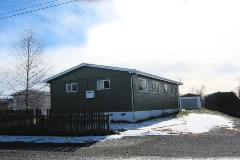 Photo of property in 16 Sefton Street, Twizel, 7901