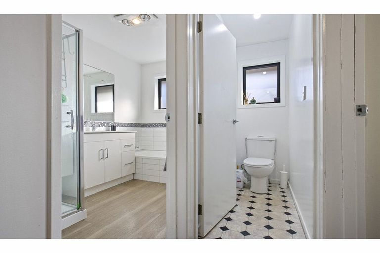 Photo of property in 2/69 Tyrone Street, Belfast, Christchurch, 8051