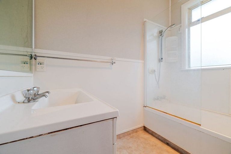 Photo of property in 26 Puriri Terrace, Roslyn, Palmerston North, 4414