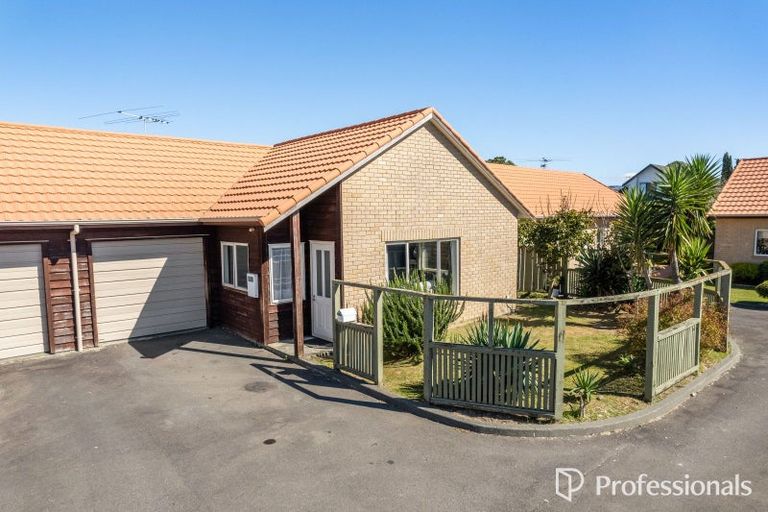 Photo of property in 5 Pattie Street, Petone, Lower Hutt, 5012