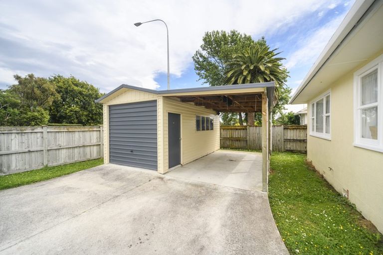 Photo of property in 87 College Street, Awapuni, Palmerston North, 4412