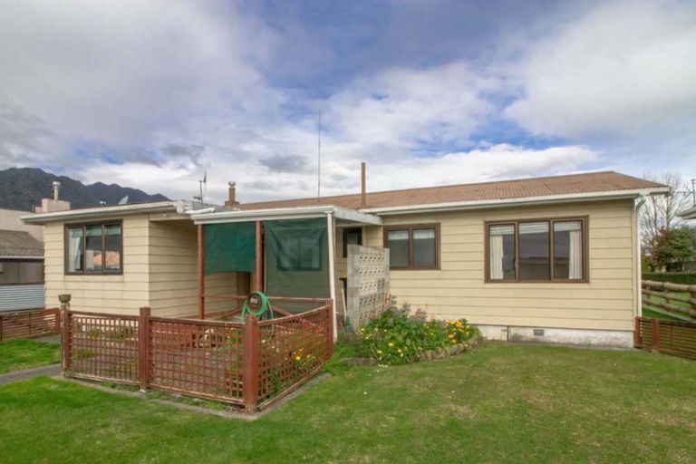 Photo of property in 18 Aroha View Avenue, Te Aroha, 3320