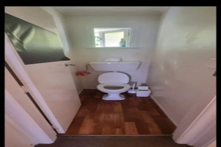 Photo of property in 3 Shackleton Grove, Stokes Valley, Lower Hutt, 5019