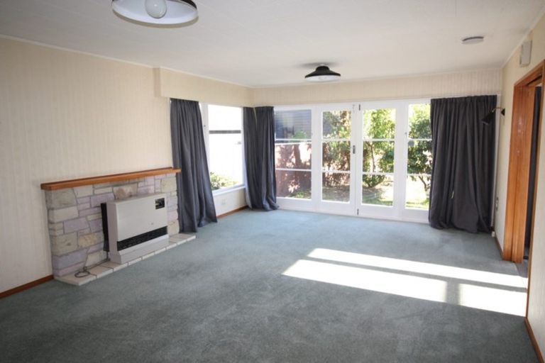 Photo of property in 43 Elmira Avenue, Hokowhitu, Palmerston North, 4410