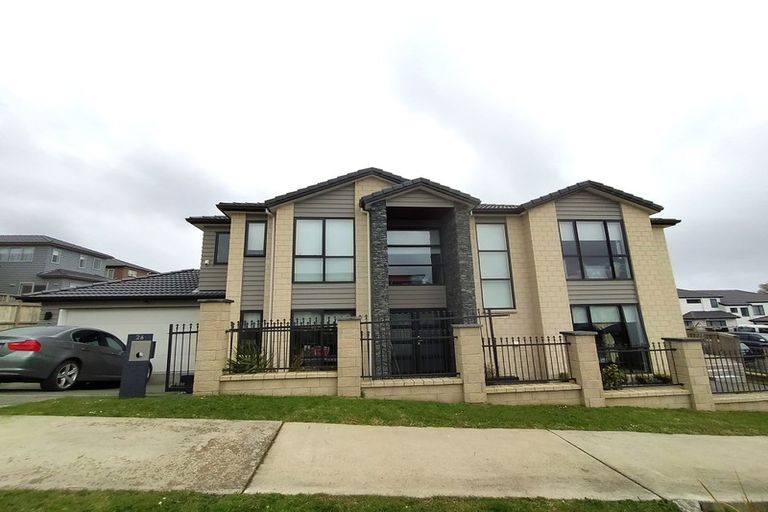 Photo of property in 26 Carrygawley Road, Flat Bush, Auckland, 2019