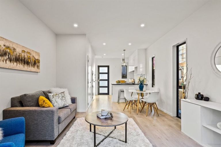 Photo of property in 1/36 Westgate Drive, Westgate, Auckland, 0614