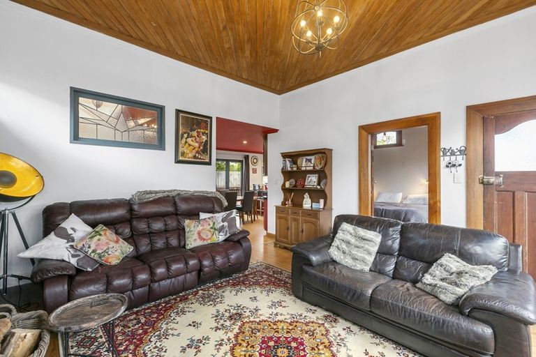 Photo of property in 32 Bank Road, Warrington, Waikouaiti, 9471