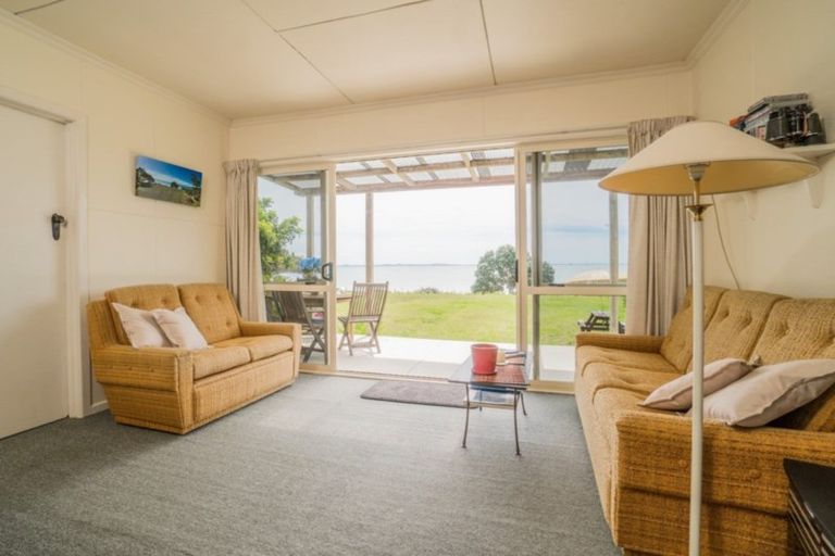 Photo of property in 12 Sergeant Road, Awhitu, 2684