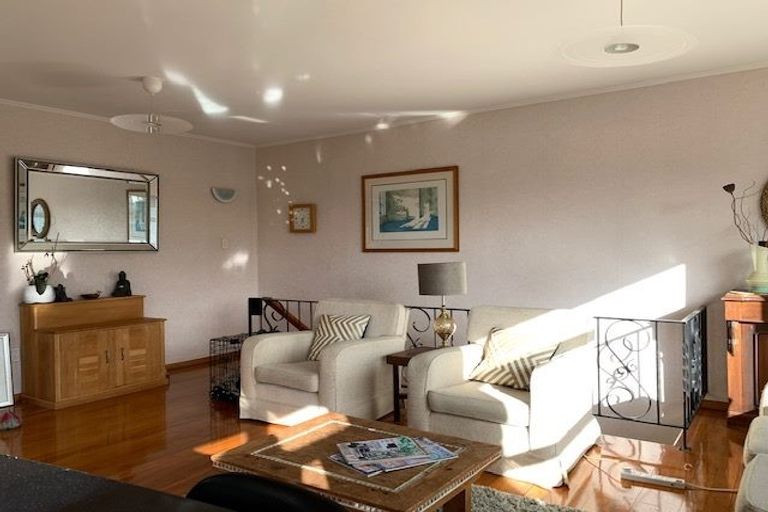 Photo of property in 35 Kitchener Road, Takapuna, Auckland, 0622