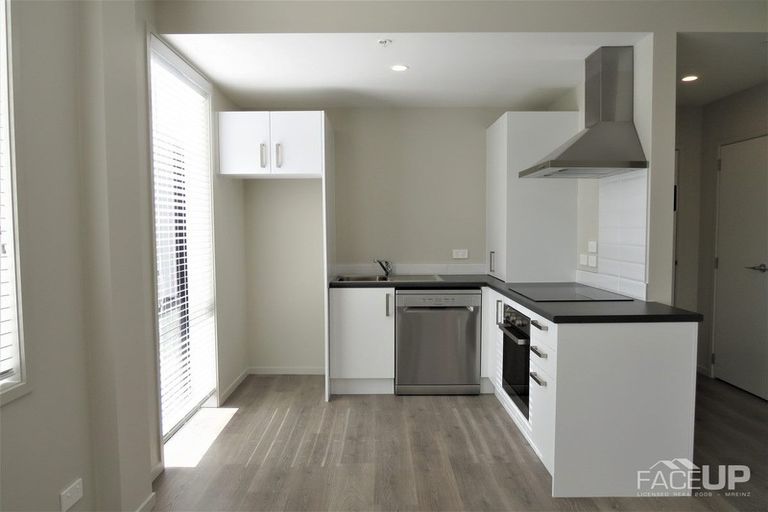Photo of property in 1/22 Kerewhenua Crescent, Hobsonville, Auckland, 0616