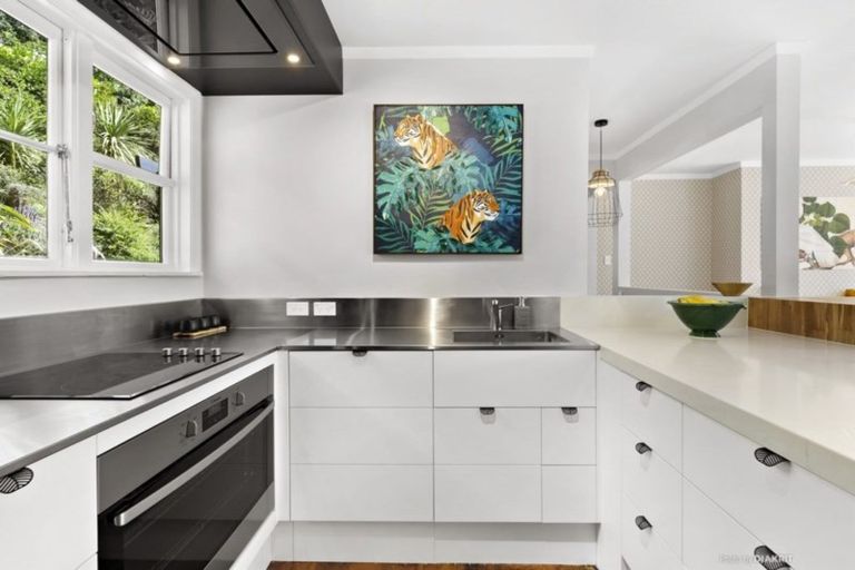 Photo of property in 96 Sidlaw Street, Strathmore Park, Wellington, 6022