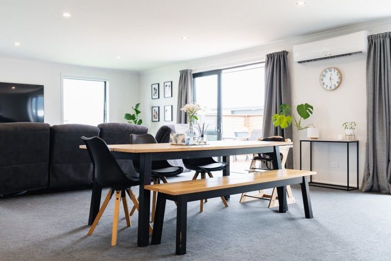 Photo of property in 6 Silverview Place, Mosgiel, 9024