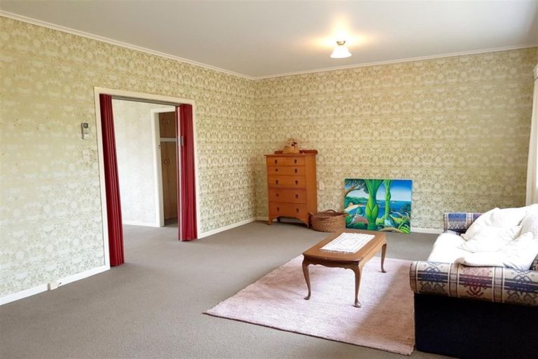 Photo of property in 1 Shoemaker Road, Waipu, 0510