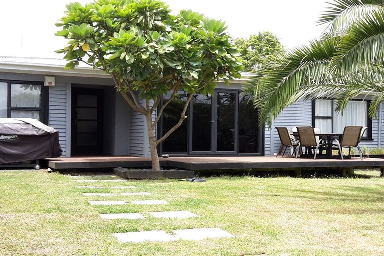 Photo of property in 42 Harrisville Road, Tuakau, 2121