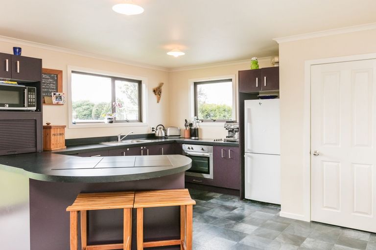 Photo of property in 61 Severn Street, Rongotea, 4476