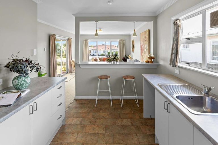 Photo of property in 83 Puriri Street, Gonville, Whanganui, 4501