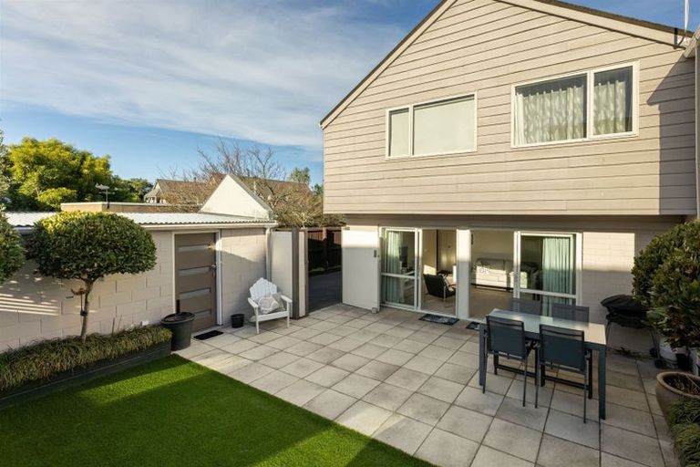 Photo of property in 3/71 Office Road, Merivale, Christchurch, 8014