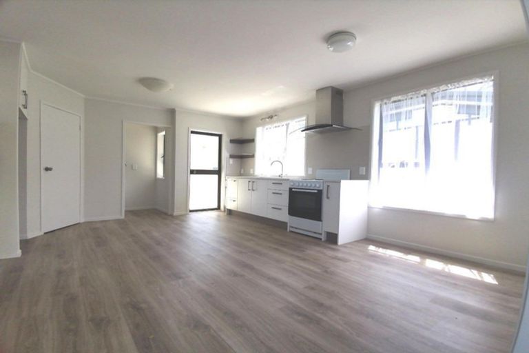 Photo of property in 1/23 Heron Place, Pakuranga Heights, Auckland, 2010