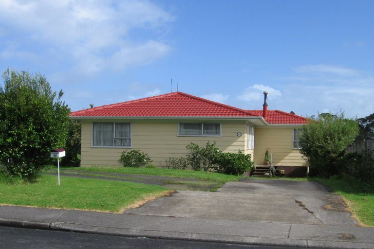 Photo of property in 24 Tudor Road, Henderson, Auckland, 0610