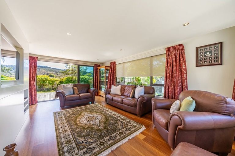 Photo of property in 43c Dowling Grove, Silverstream, Upper Hutt, 5019