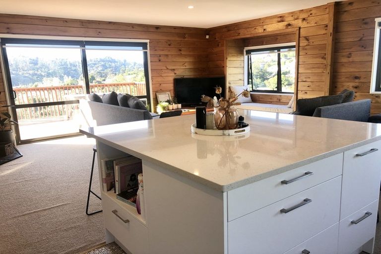 Photo of property in 47 Stillwater Crescent, Stillwater, Silverdale, 0993