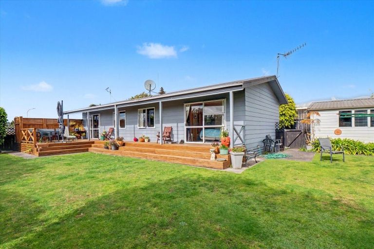 Photo of property in 3 Barnett Place, Te Puke, 3119