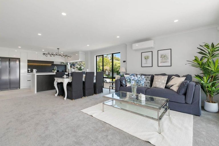 Photo of property in 12a Tiber Road, Forrest Hill, Auckland, 0620