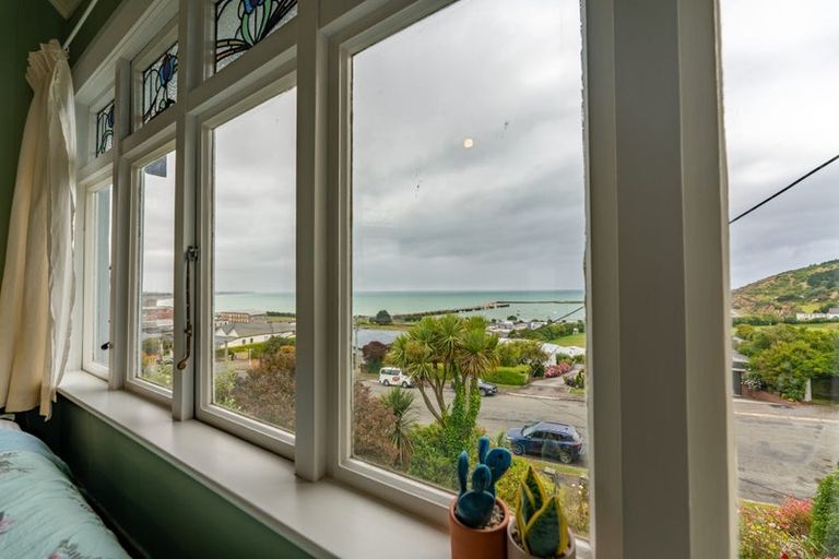 Photo of property in 64 Tees Street, South Hill, Oamaru, 9400