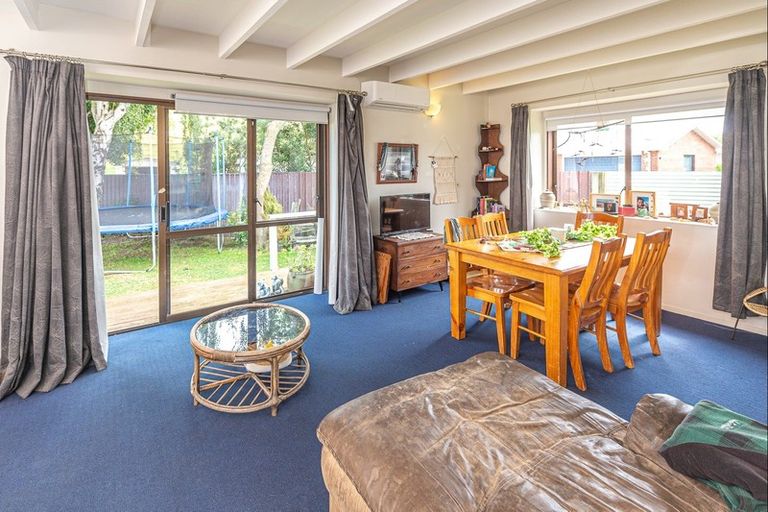Photo of property in 11 Cypress Place, Aramoho, Whanganui, 4500