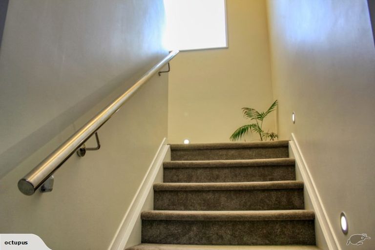 Photo of property in 4 Kirikiri Drive, Papakura, 2110