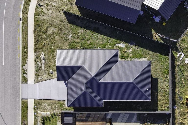 Photo of property in 22 Rua Street, Albert Town, Wanaka, 9305